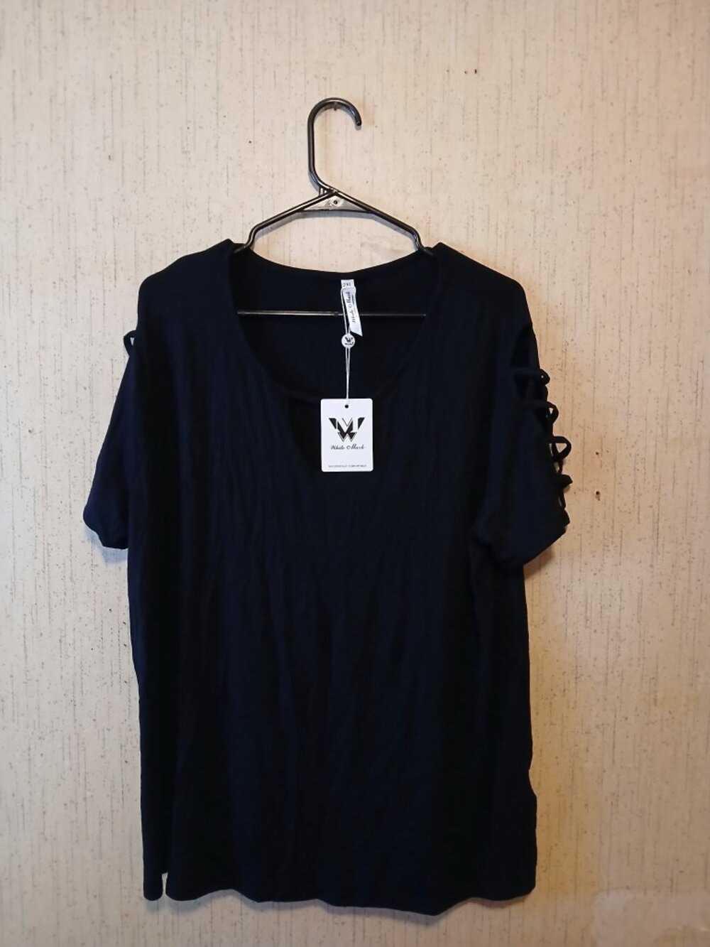 White Mark Black Crisscross Sleeve Top